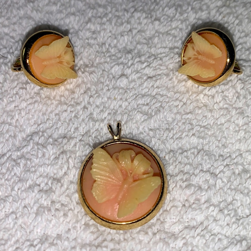 Trifari butterfly Peach canoe pendant and clip on earrings
